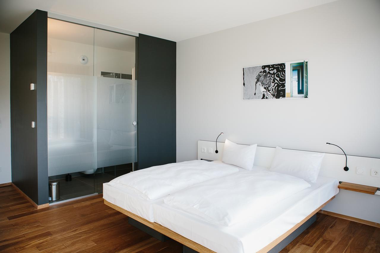 Ox Hotel Altes Spital Мюлльхайм Экстерьер фото